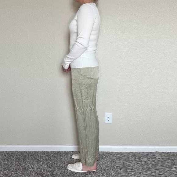 White H&M Sweater Size M - Picture 3 of 9